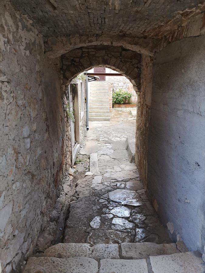 Casa Segota Hotell Veli Iž Exteriör bild
